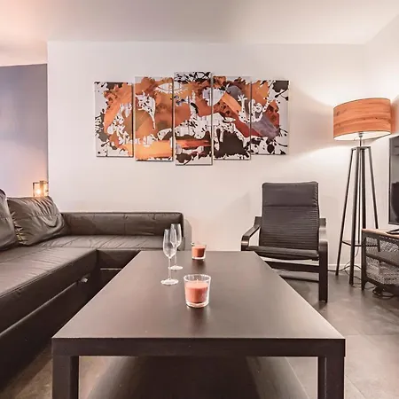 Apartment Place D'erlon 65 - Duplex Avec 4 Chambres *