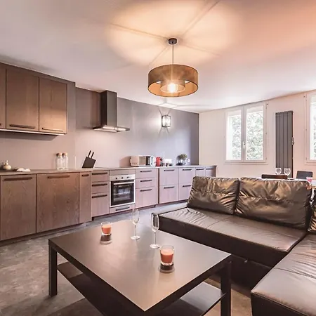 Place D'erlon 65 - Duplex Avec 4 Chambres Apartment