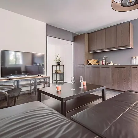 Place D'erlon 65 - Duplex Avec 4 Chambres *