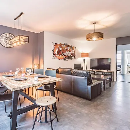 Place D'erlon 65 - Duplex Avec 4 Chambres * Reims